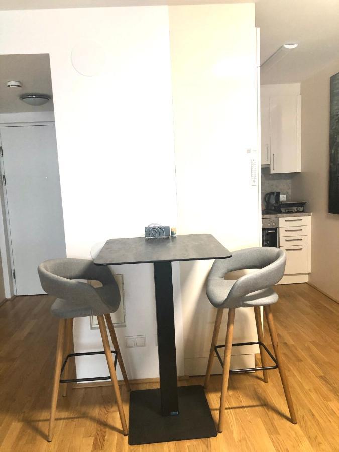 Amazing Austria Center Apartment Near Uno City Vienne Extérieur photo